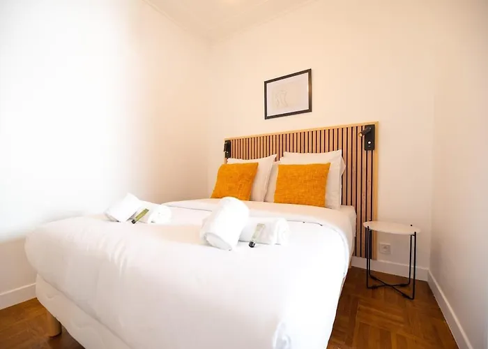 Prestigious Near Champs Elysees Appartement Parijs