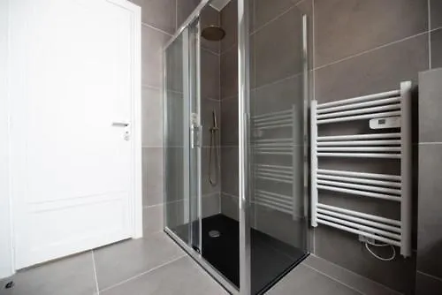 Prestigious Near Champs Elysees Paris